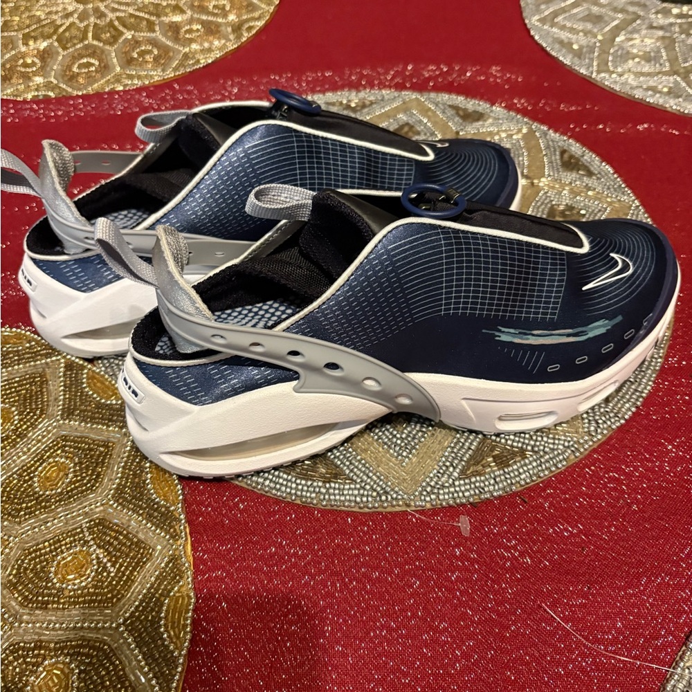 Women’s Nike Air Max Craze